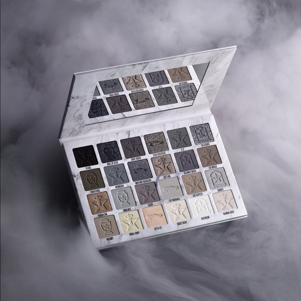 jeffree star cremated eyeshadow palette